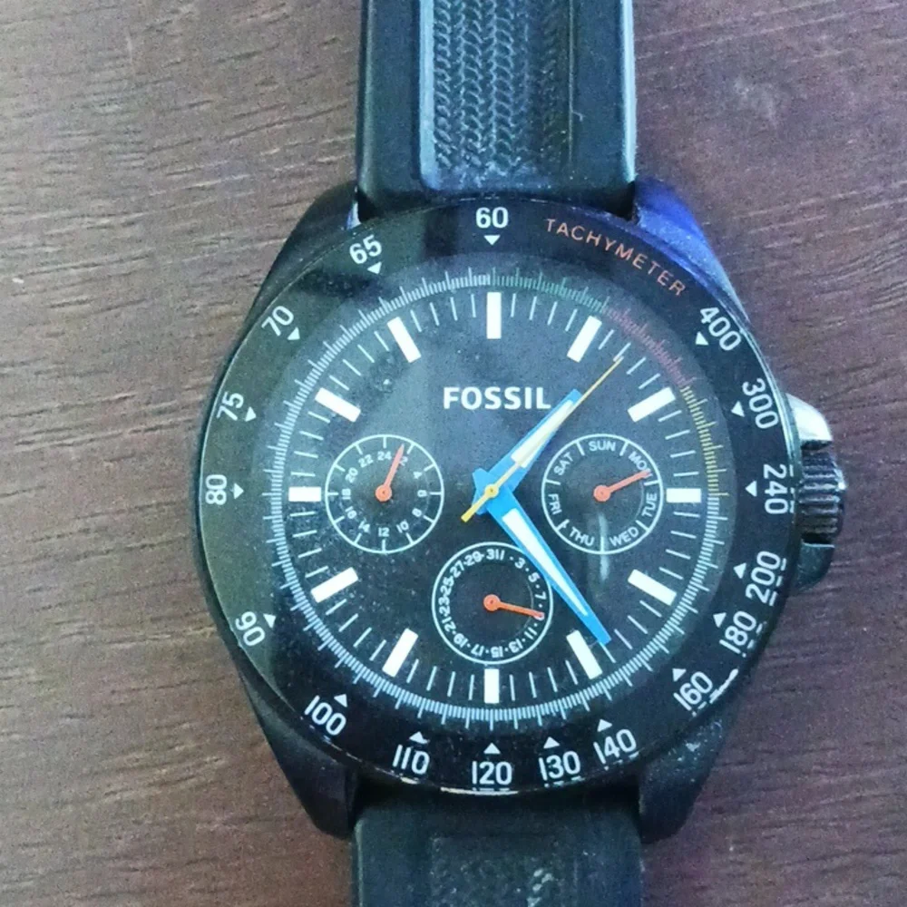 FOSSIL MEN'S WATCH ⌚️ - Picture 2 of 3